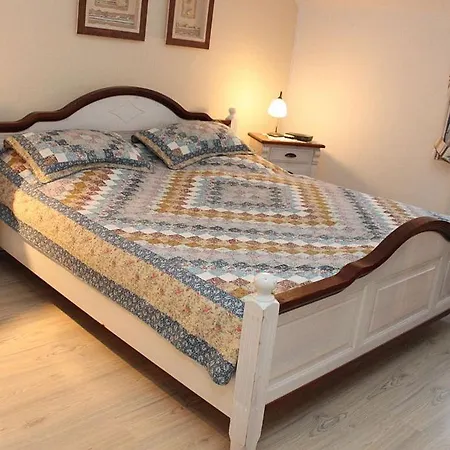 Ferienhaeuser - Kate Holiday home *